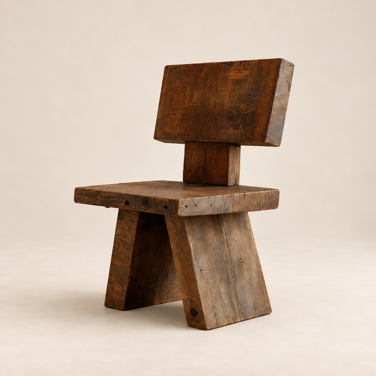 Monolith Chair