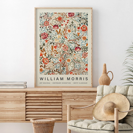 Vintage Botanical Art – William Morris Print