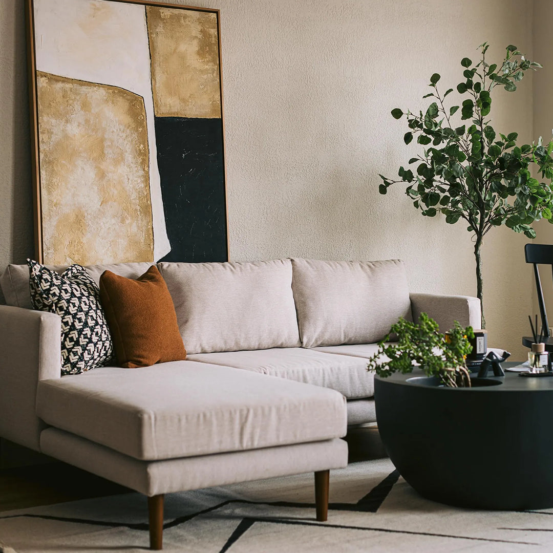 Contrasting Elements